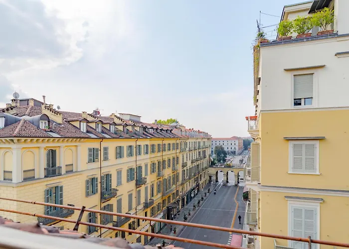 Apartment Suites Mozart & Chopin By Toh Solution Turin